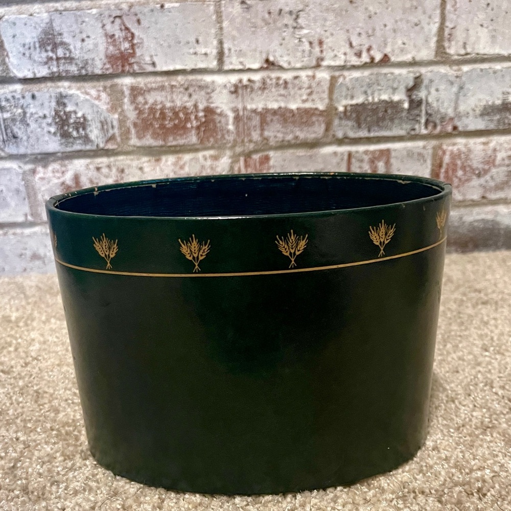 Green and Gold Office Vase with Elegant Design